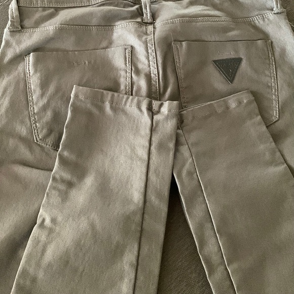 NWOT Guess Low Rise Jeggings size S - Picture 5 of 5